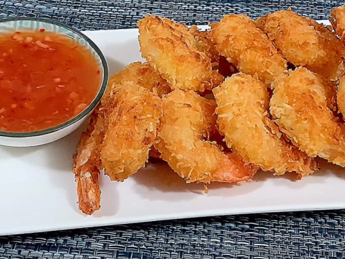 crispy-coconut-shrimp-with-sweet-red-chili-sauce-recipe