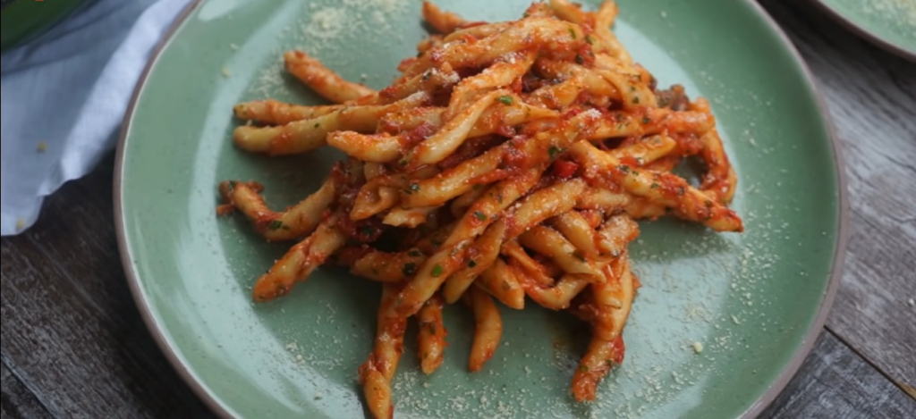 fettucine-with-arrabbiata-sauce-recipe