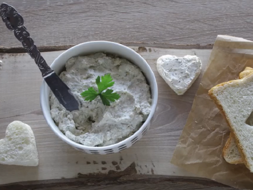 herbed-cottage-cheese-spread-recipe