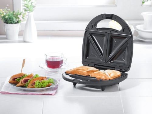 sandwich maker machine and sandwiches