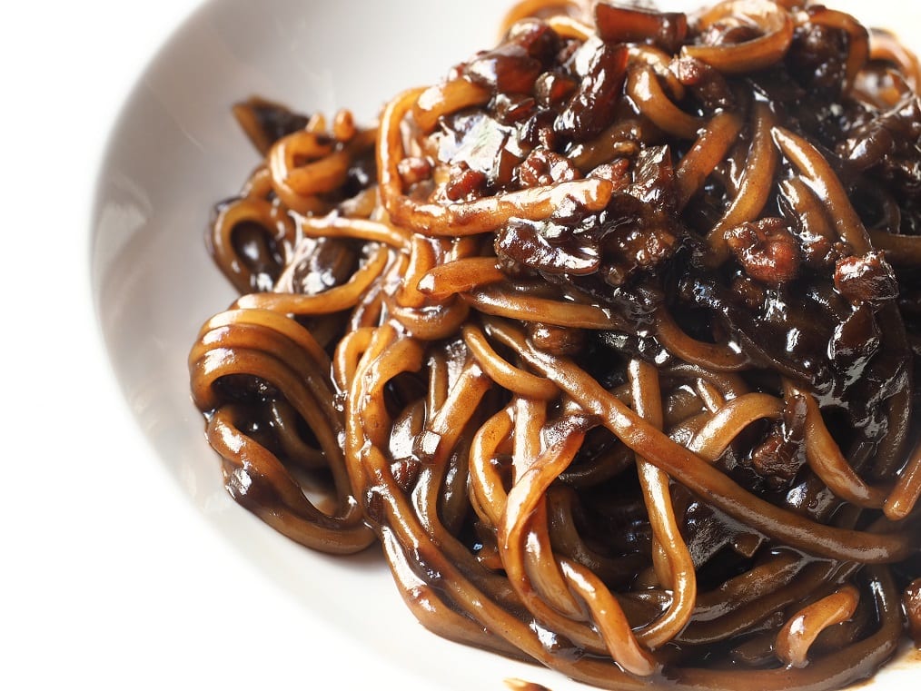 black bean noodles calories