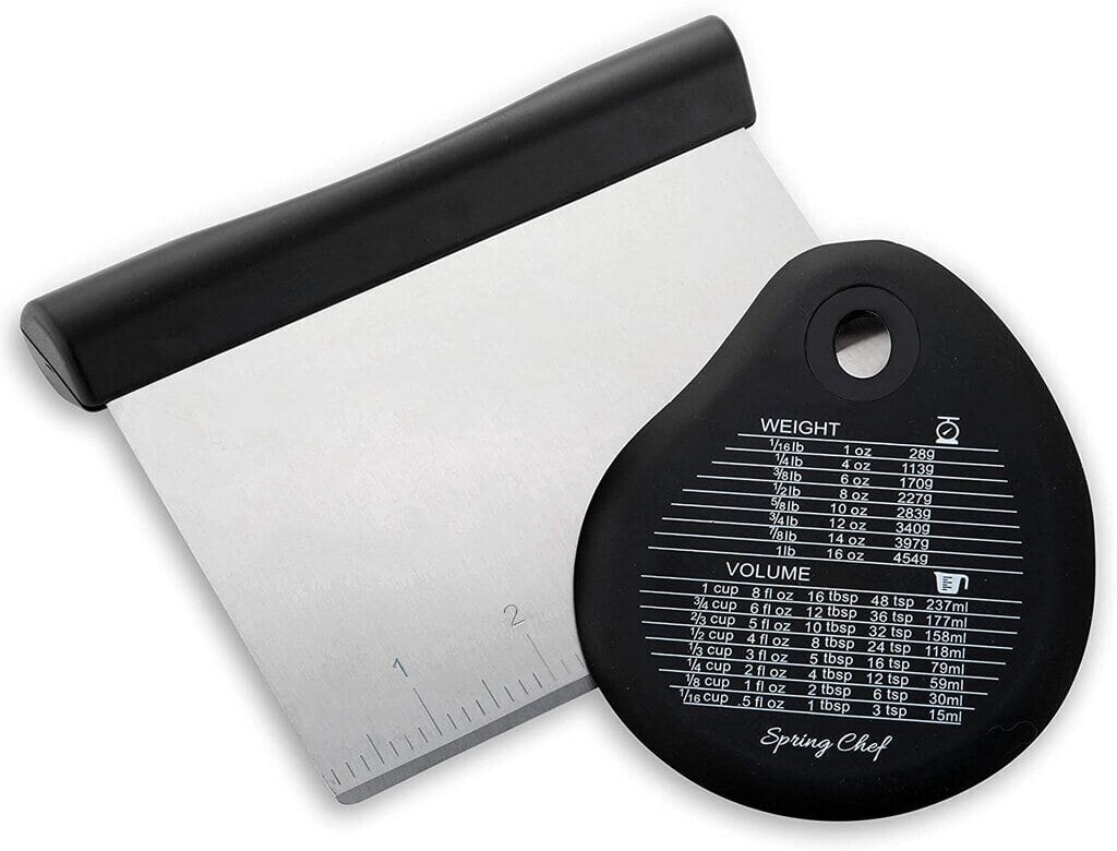 12 Best Bench Scrapers For Your Baking Needs