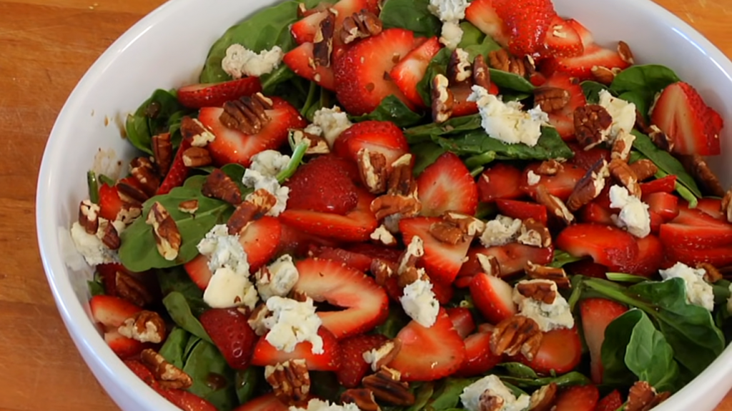 strawberry-harvest-salad-recipe-zupas-copycat