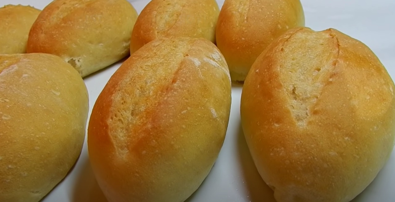 Copycat Bennigan’s Savory Broccoli Bites Recipe