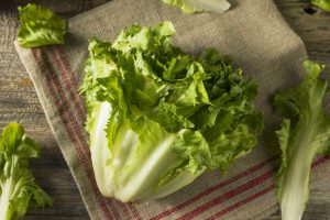 raw organic escarole, What Is Escarole