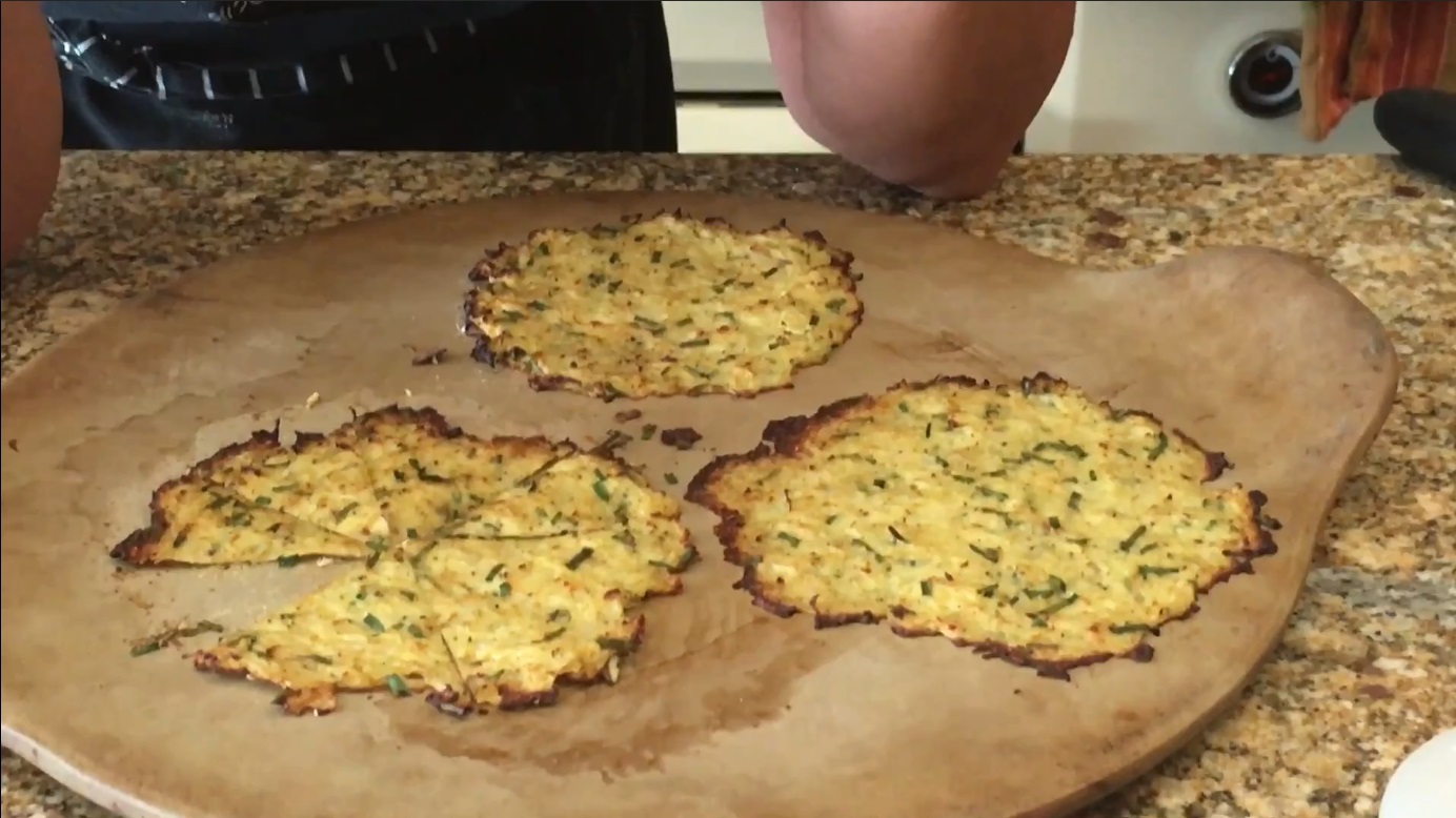 Easy and Tasty Cauliflower Crackers Recipe