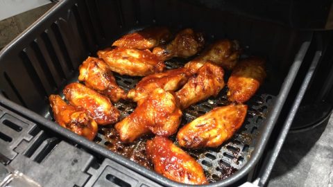How Many Chicken Wings Are in a Pound? - Recipes