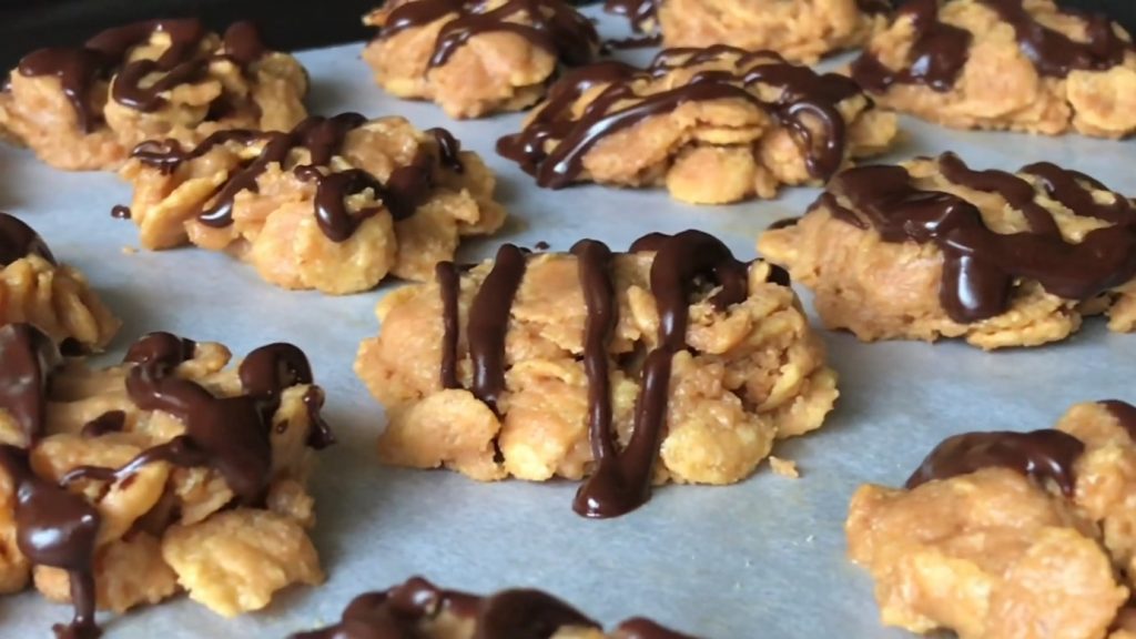 Grama's Cornflake Peanut Butter Cookies Recipe