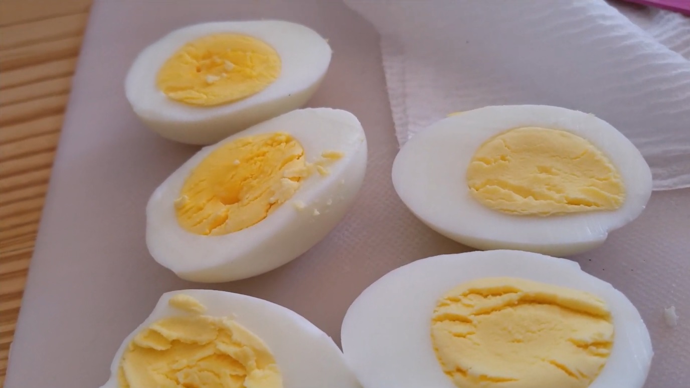 Recipe This  Ninja Foodi Hard Boiled Eggs