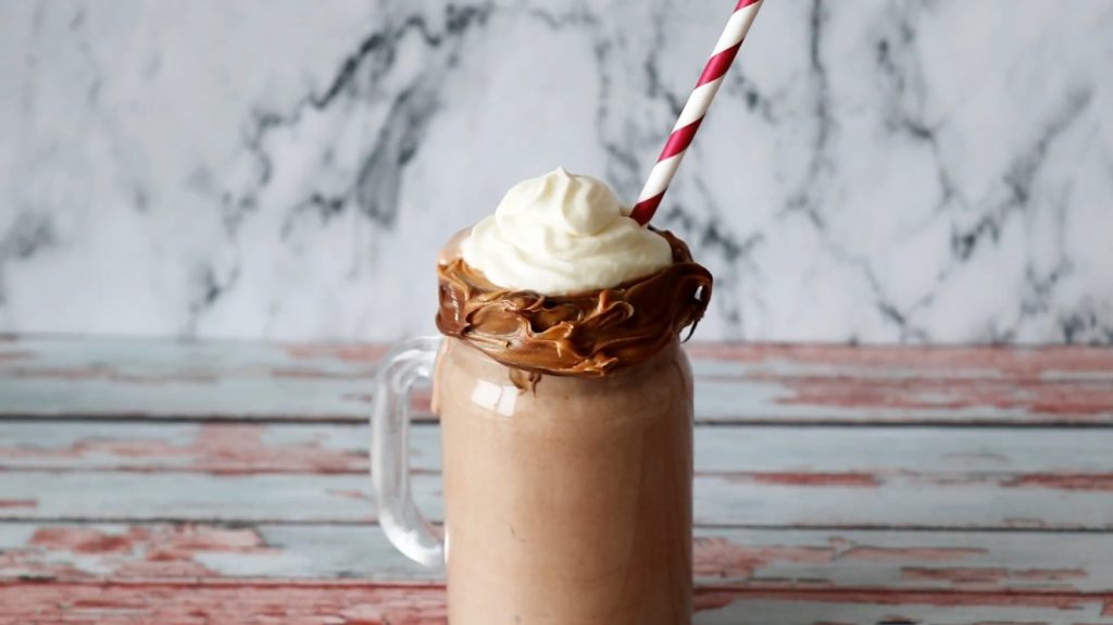 Peanut Butter Milkshake Recipe, homemade milkshake made with peanut butter, milk, and vanilla ice cream