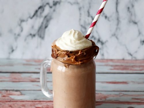 Peanut Butter Milkshake Recipe, homemade milkshake made with peanut butter, milk, and vanilla ice cream