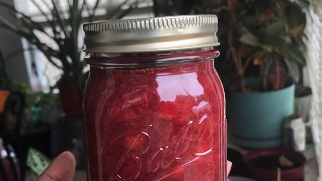 strawberry-rhubarb-jam-recipe