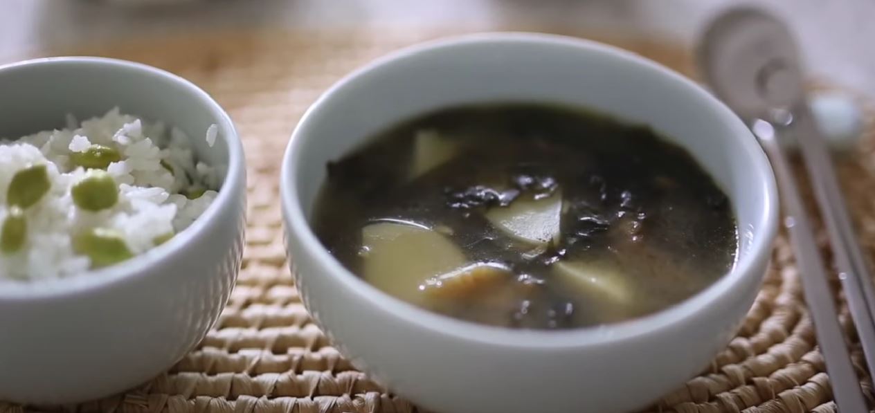 Korean Seaweed Soup Recipe