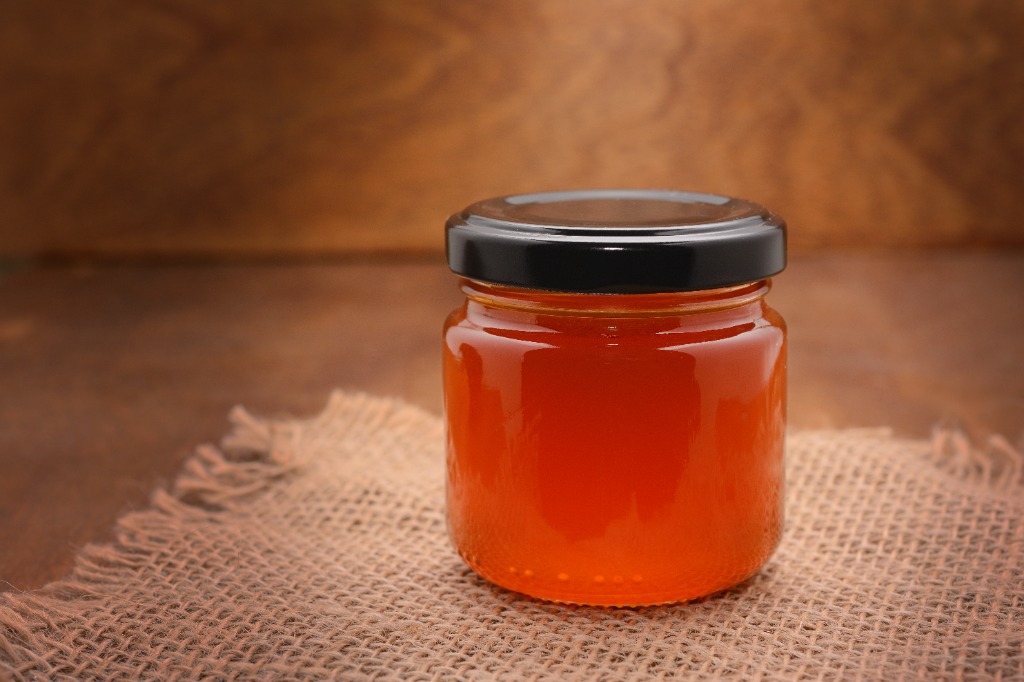 14 Best Honey Substitutes That Are Just as Good - Recipes.net