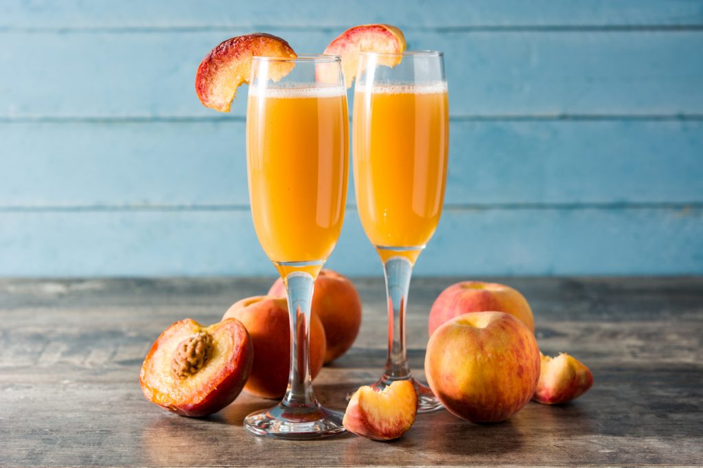 Peach Bellini Cocktail Recipe