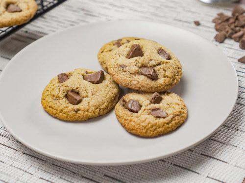 Gluten-Free Cookies with Chocolate Chunks