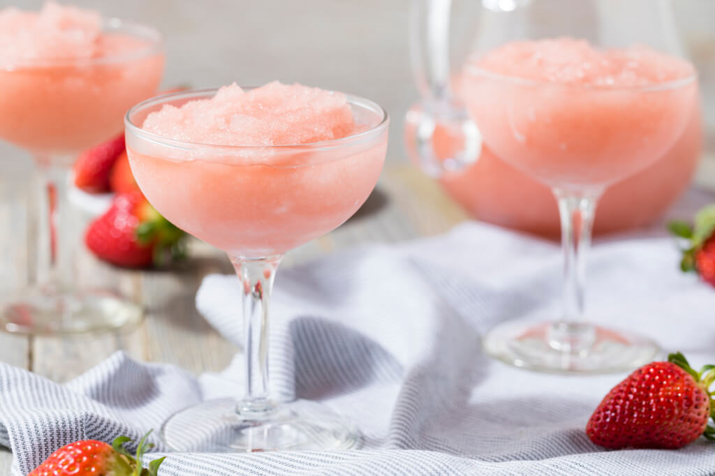 frosé strawberry cocktail
