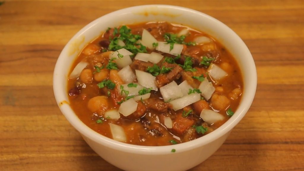 15 Bean Slow Cooker Chili Recipe