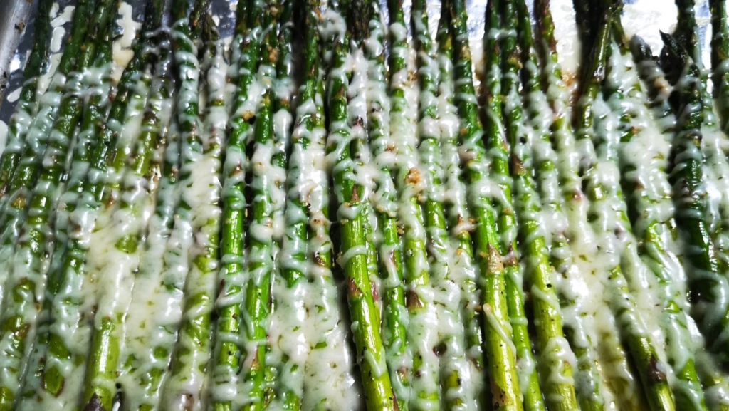 Cheesy Garlic Roasted Asparagus Recipe