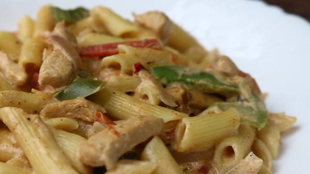 Creamy Chicken Fajita Pasta Recipe