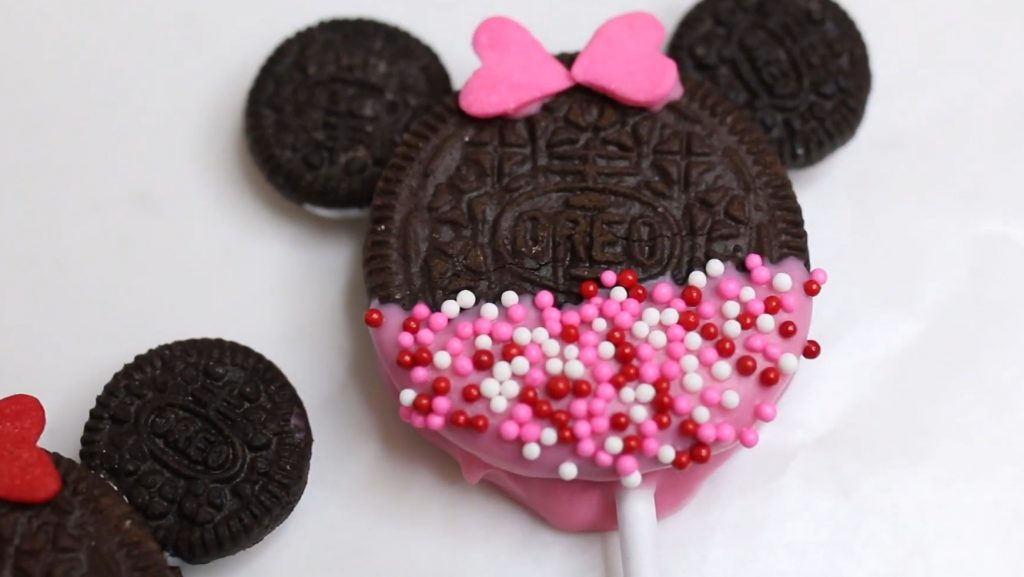 Minnie and Mickey Mouse Oreo Cookie Pops Recipe