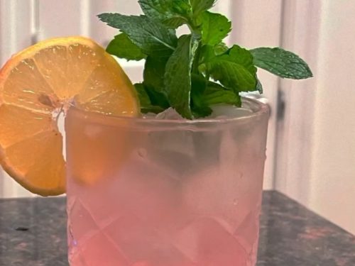Pink Vodka Lemonade Cocktail Recipe