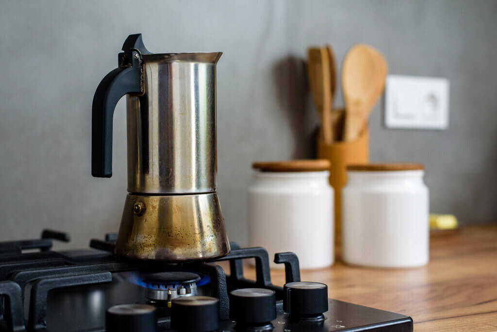 Making coffee with a stove top percolator