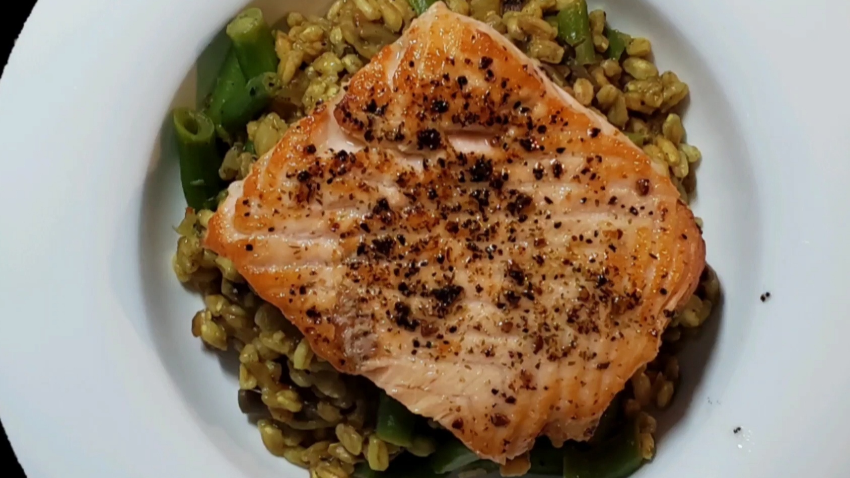 Asian Salmon and Farro Medley Recipe
