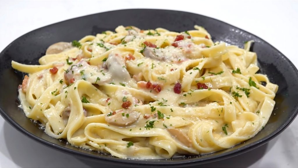 Easy Linguine Carbonara Recipe