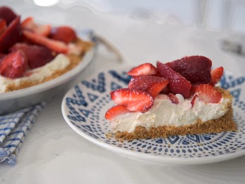 Individual Berry Cream Pies Recipe