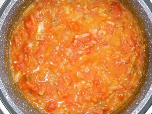 Stewed Tomatoes Spiced with Mustard Recipe