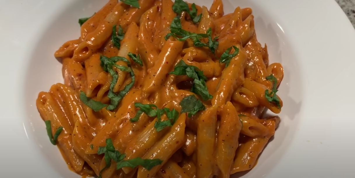 Penne alla Vodka - Cooking with Cocktail Rings