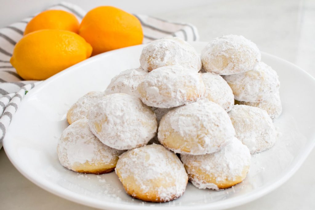 kourabiedes-butter-cookies