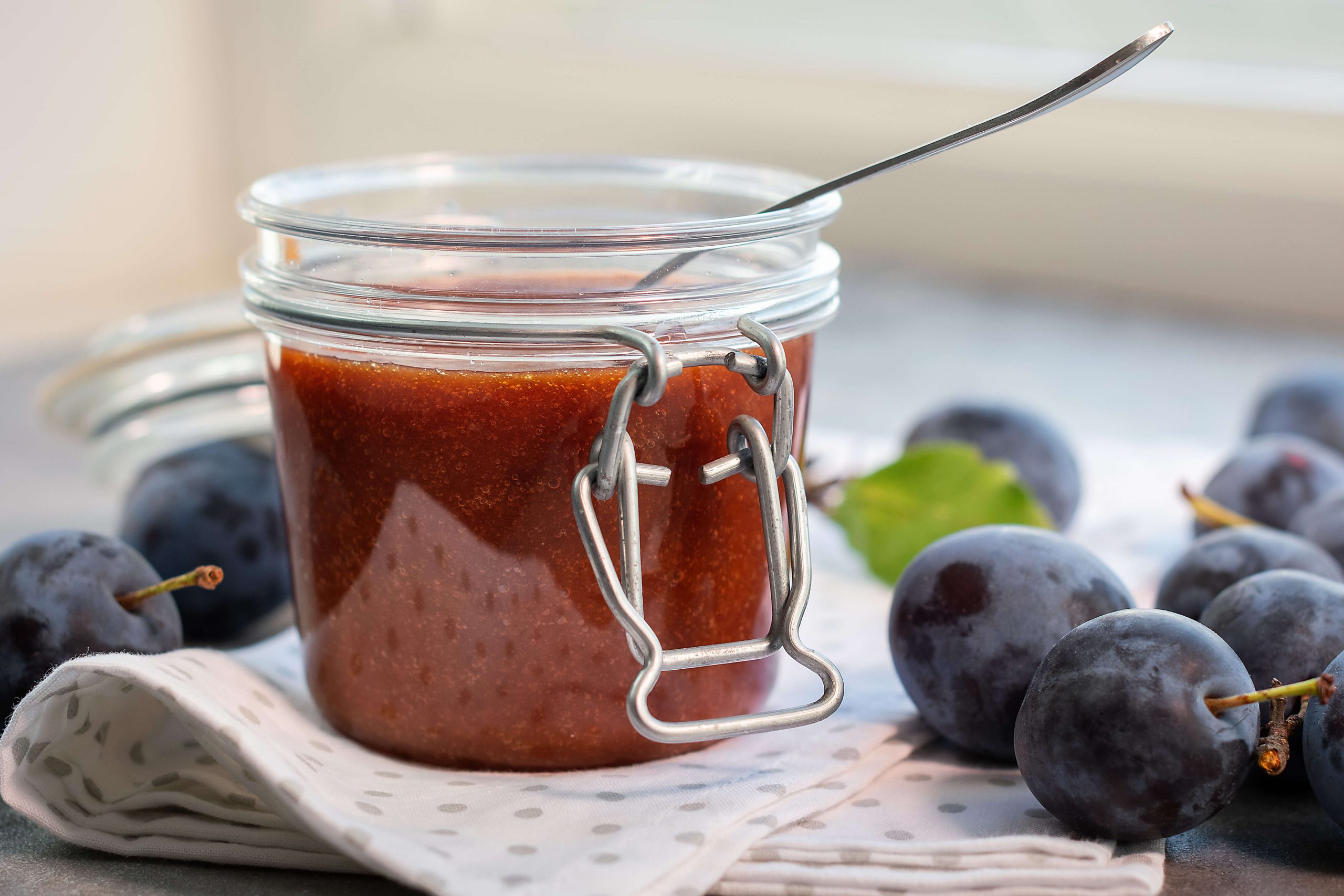 Chinese Plum Sauce made with Fresh Plums - What about the food?