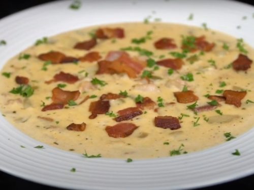 Bacon-and-Clam-Chowder-Recipe