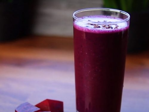 Beetroot-and-Berry-Smoothie-Recipe