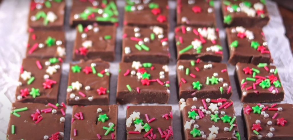 Chocolate-Christmas-Fudge-Recipe