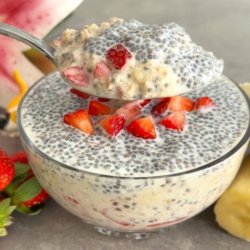Flax Seed and Berry Breakfast Bowl Recipe