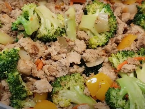 Low-Carb-Ground-Turkey-and-Broccoli-Skillet-Recipe