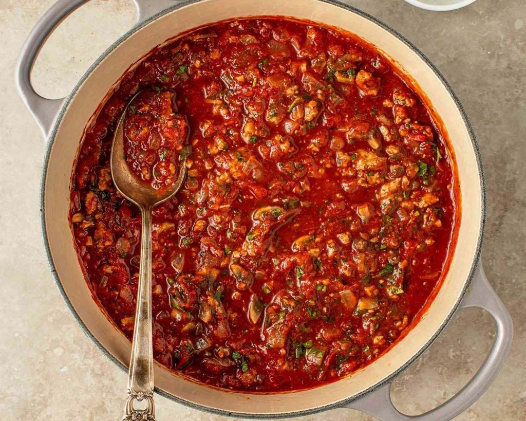Low-Carb-Ground-Turkey-and-Tomato-Basil-Sauce-Recipe