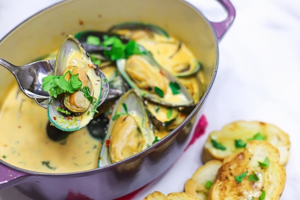 Mussels in Garlic Butter Sauce Recipe