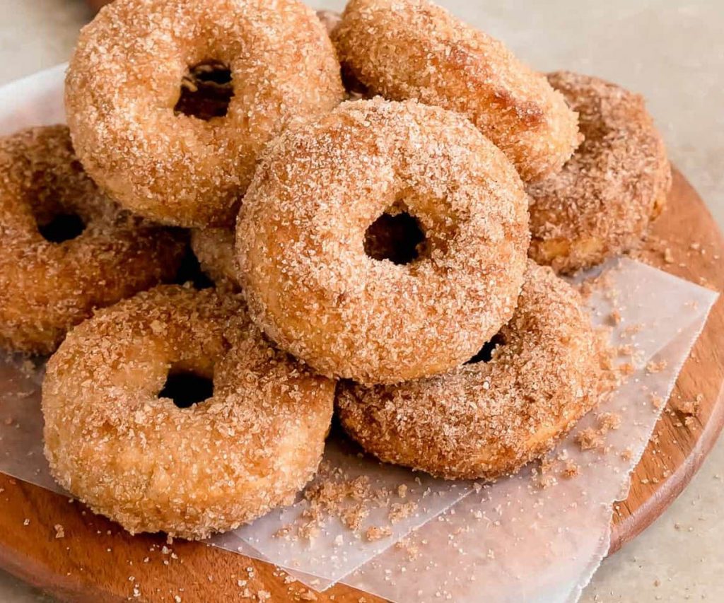 O'Charley's Cinnamon Sugar Donuts Recipe