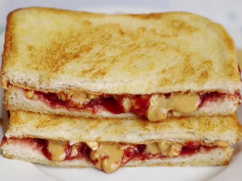 Peanut-Butter-and-Jelly-Sandwich-Recipe