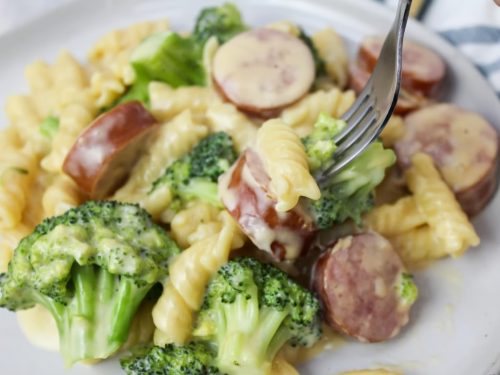 Smoked-Sausage-and-Broccoli-Alfredo-Recipe