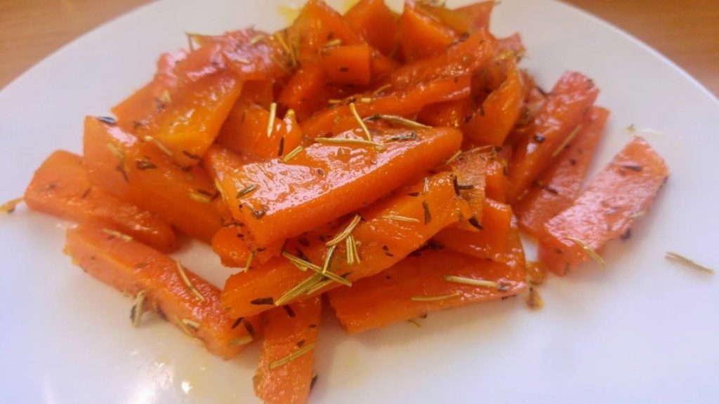 Tangerine-and-Honey-Roasted-Carrots-Recipe