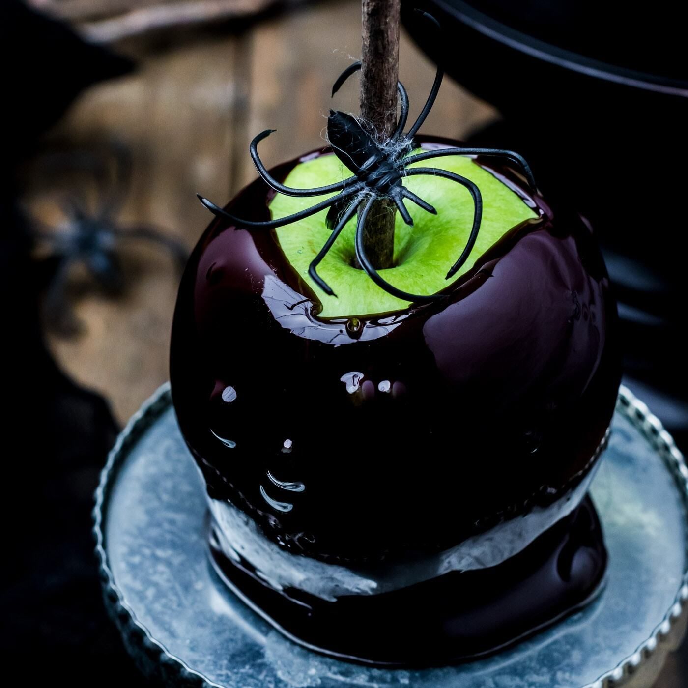 Halloween Candied Apples