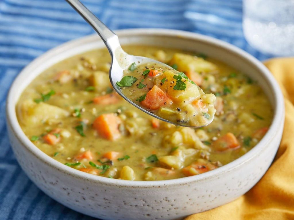 Vegetarian-Slow-Cooker-Split-Pea-Soup-Recipe