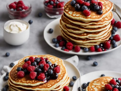 American-style Pancakes with Vanilla Berry Compote