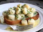 Bay Scallops with Garlic Parsley Butter Sauce