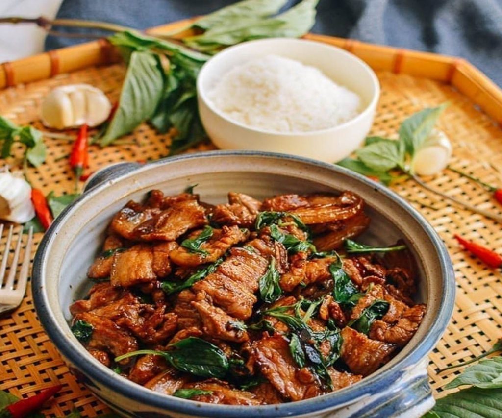Braised Pork Belly with Thai Basil & Tofu